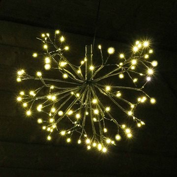 FIREWORKS LED lysdekoration med timer - 45 cm i diameter med 120 LED'er og 10 TWINKLE  KEV 2011